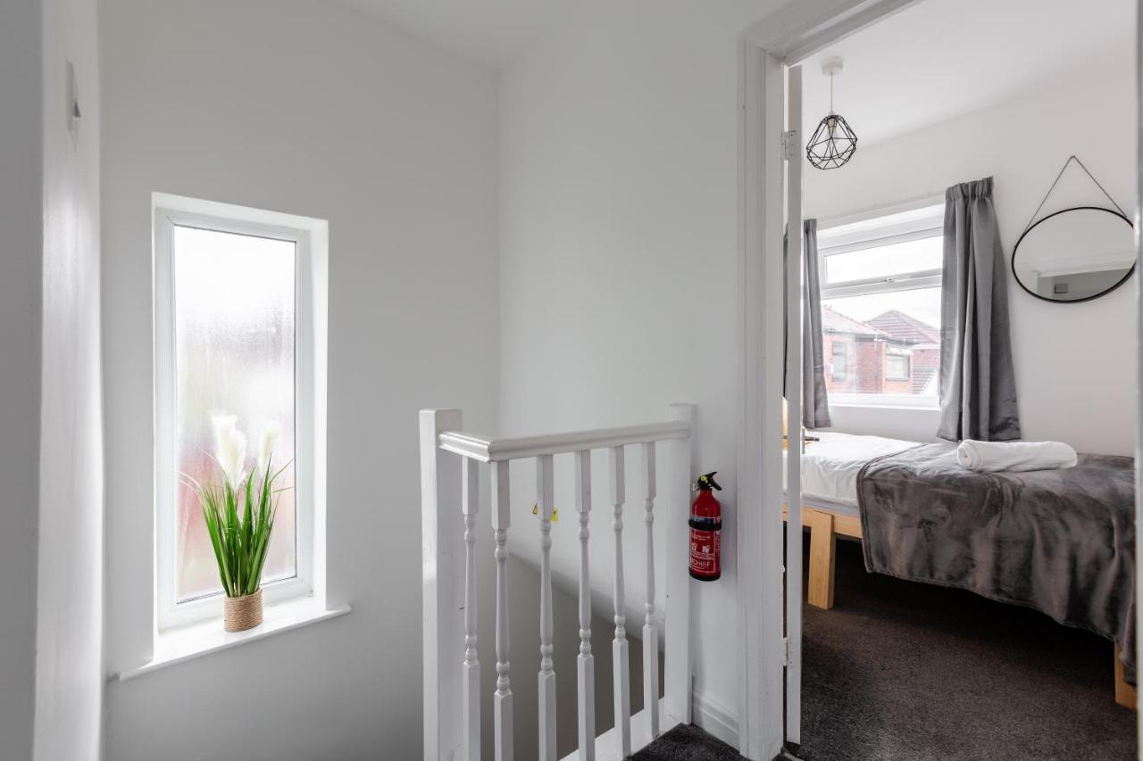1 Mile To Etihad Stadium & Coop Arena, Free Parking, 7 Ppl Villa Manchester Exterior photo
